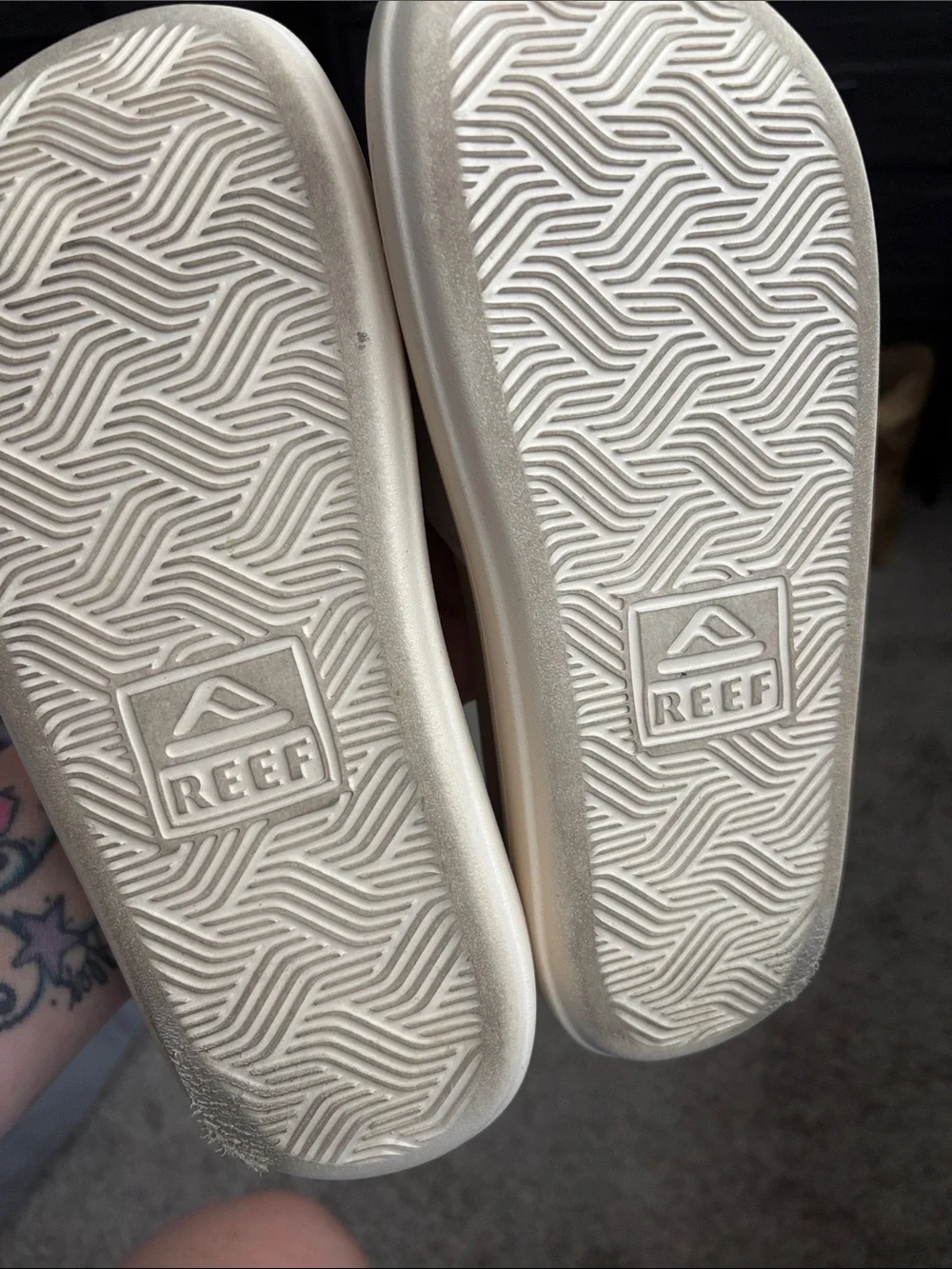 Reef Women's Cream Slide Sandals with Cushioned Footbed